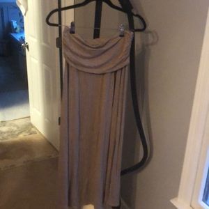 Tan maxi skirt, excellent condition, no smoke